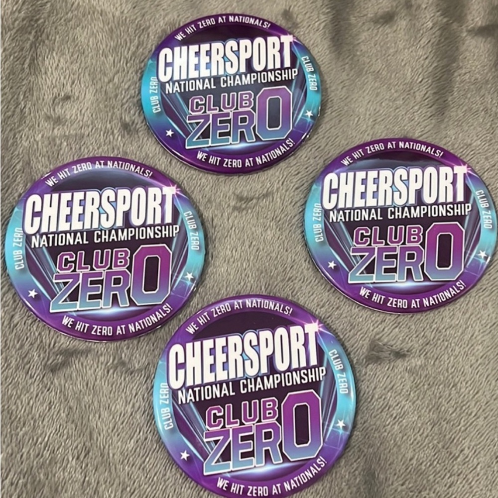 CHEERSPORT national hit pins x4